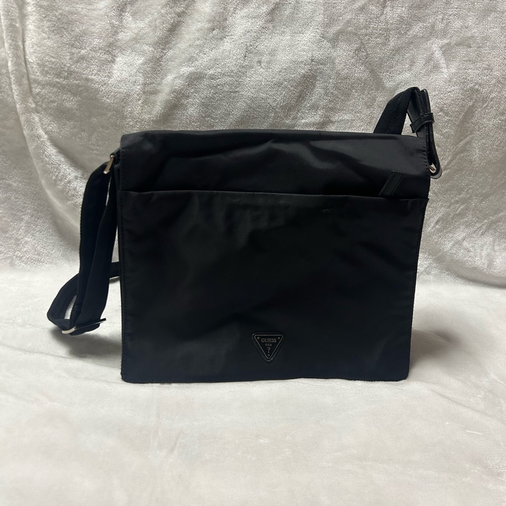 Guess Large black shoulder messenger bag